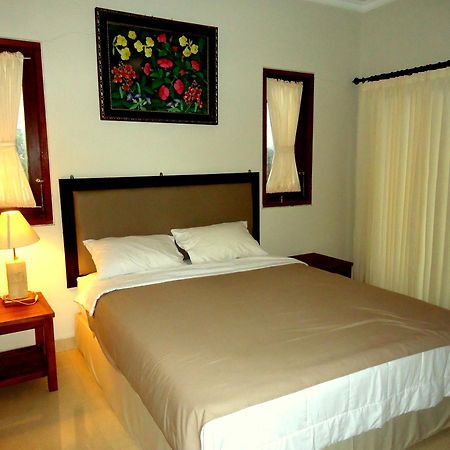 Dewa Put Guest House Ubud  Ngoại thất bức ảnh
